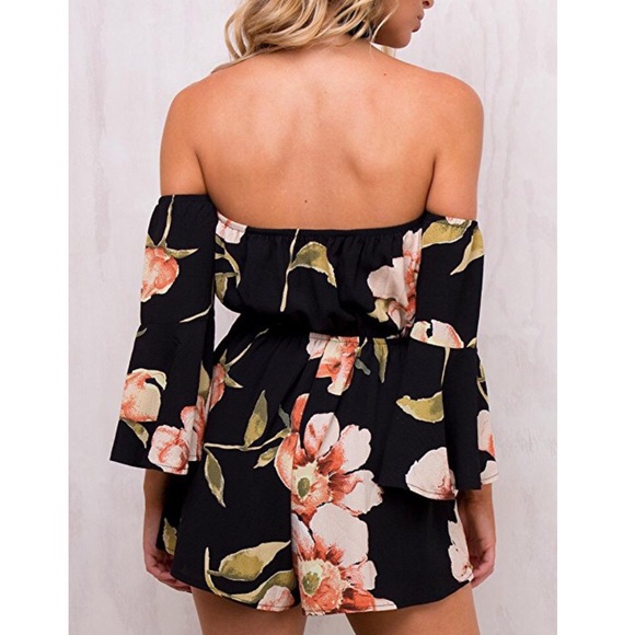 NWT Long Sleeves Floral Print Romper - Picture 4 of 7